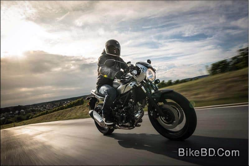 how to stay comfortable on long motorcycle rides