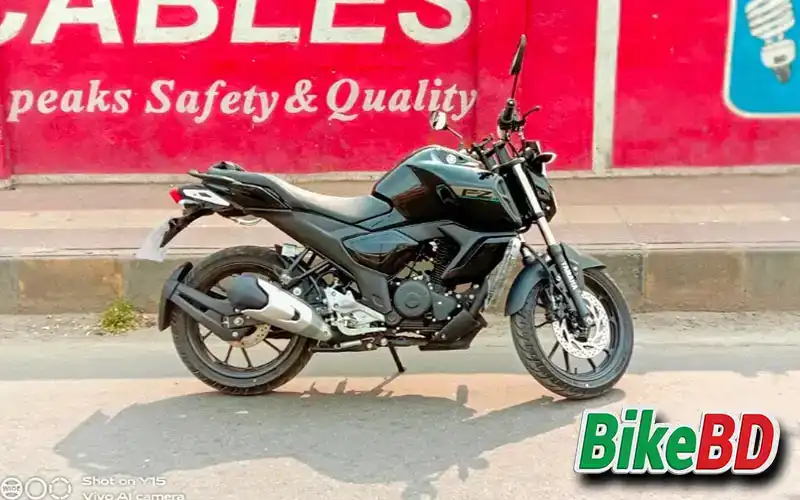 yamaha fzs fi v3 black colour