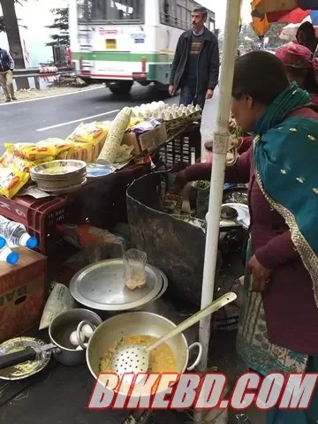 মোটরসাইকেল নিয়ে কাশ্মীর ভ্রমন