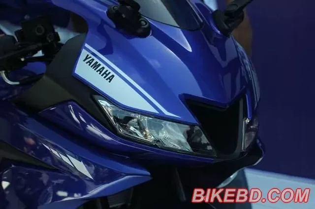 Yamaha R15 V3 sports bike