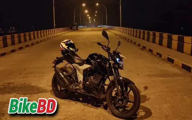  TVS Apache RTR 160 4V