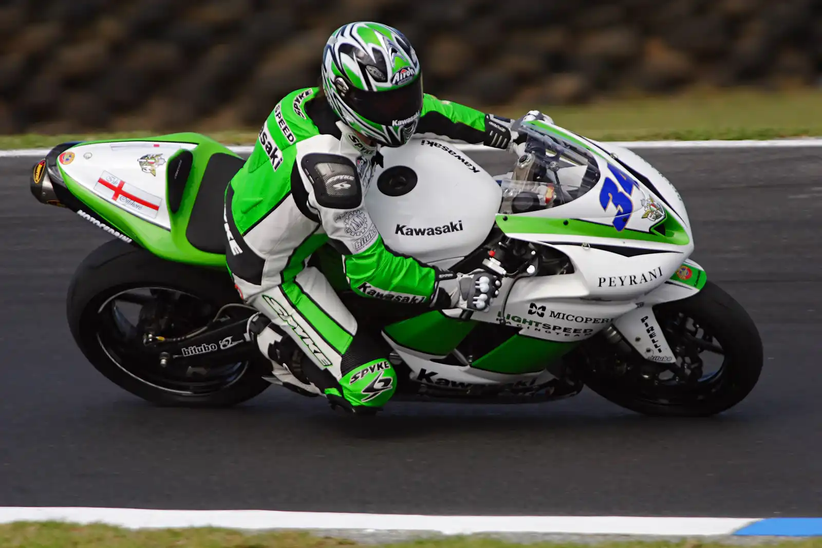 Supersport racing