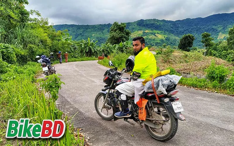 bajaj discover 125 cc bike