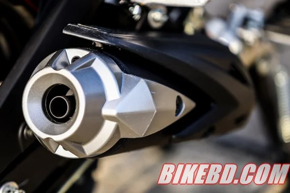 yamaha fzs fi v2 review exhaust