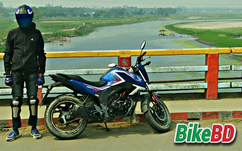 honda cb hornet 160r blue colour bike