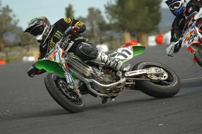 supermoto_clutch_control