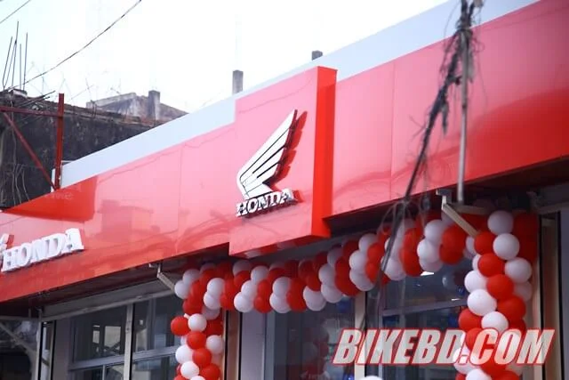 honda motorcycle showroom