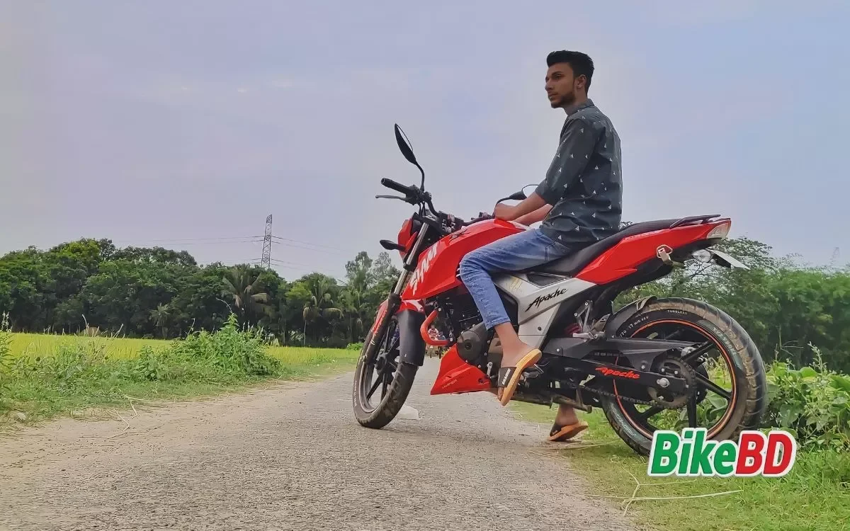 tvs apache rtr 160 4v bike