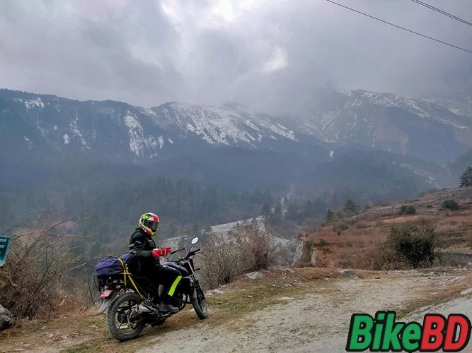 bikers-in-nepal