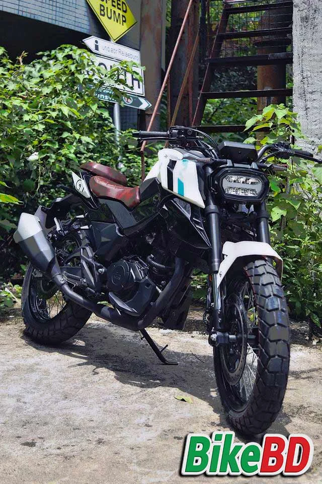 fkm street scrambler front view