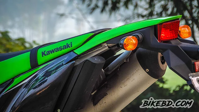 kawasaki klx 150bf tail light