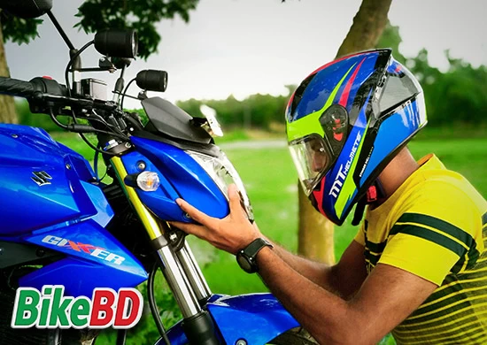 suzuki gixxer 155 bike and mt helmet