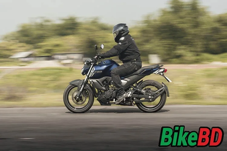 yamaha-fzs-v3-abs-review-cashback-offer-2020-cashback-offer