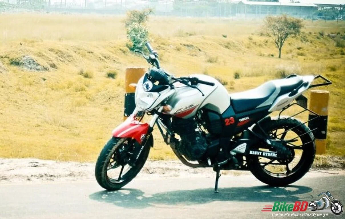 yamaha fzs