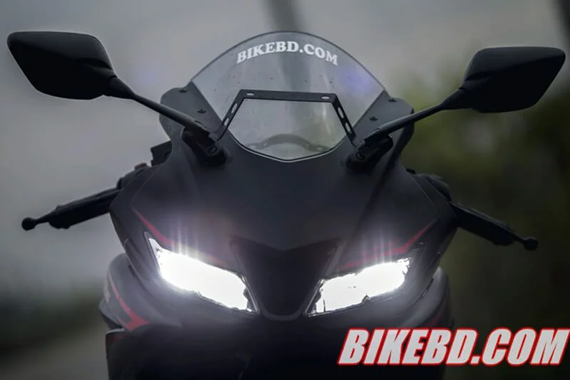 yamaha-r15-v3-head-light