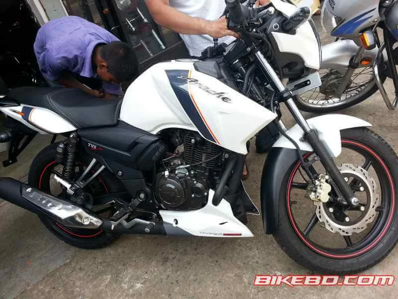 latest-tvs-apache-rtr-in-bangladesh