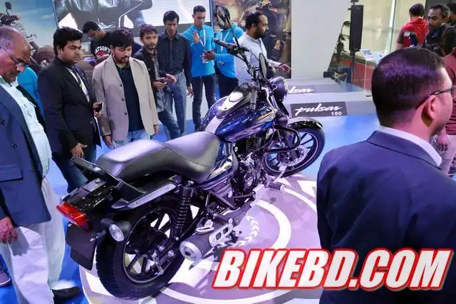 bajaj avenger 150 price