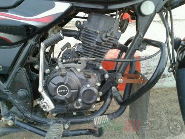 bajaj discover 100 engine