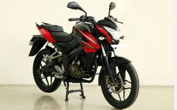 new-bajaj-pulsar-150ns-2015