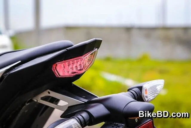 yamaha-m-slaz-led-tail-lamp