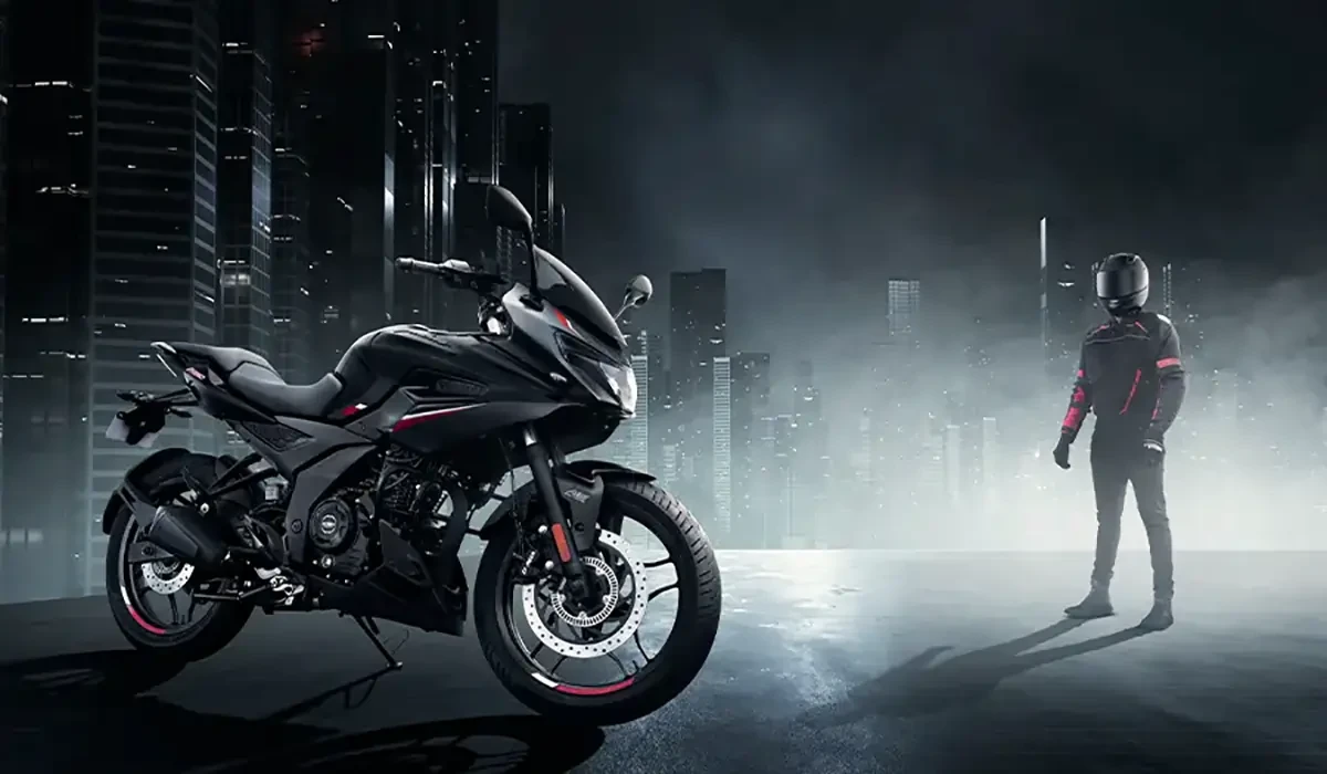 Bajaj Pulsar F250 Feature Review – A Semi-Faired Sports Commuter