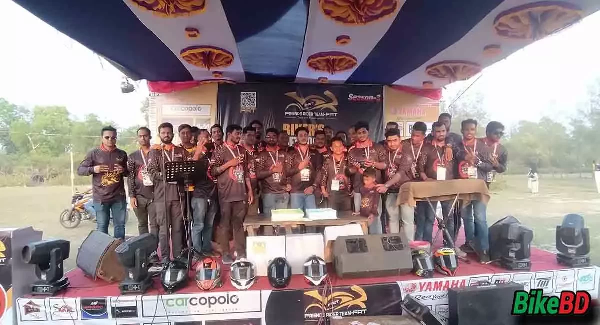 Friends Rider Team Arranged A Campaign Event At Banshbaria Sea Beach
