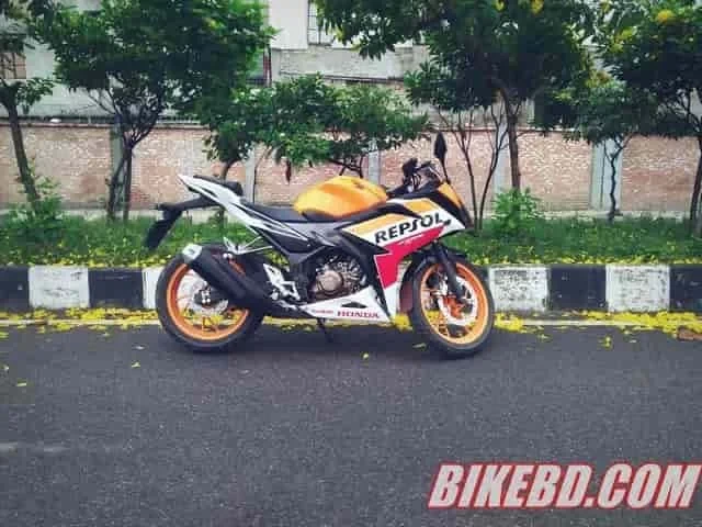 Honda CBR150R 2016 Repsol Edition এর মালিকানা রিভিউ: লিখেছেন তাহমিদ