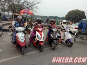 Why Bangladeshi Women Prefer Scooter Over Regular Motorcycle?