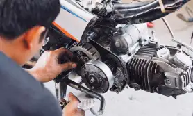 ইঞ্জিন বেশি গরম হয় কেন এবং বেশি গরম হলে কি কি চেক করতে হবে?