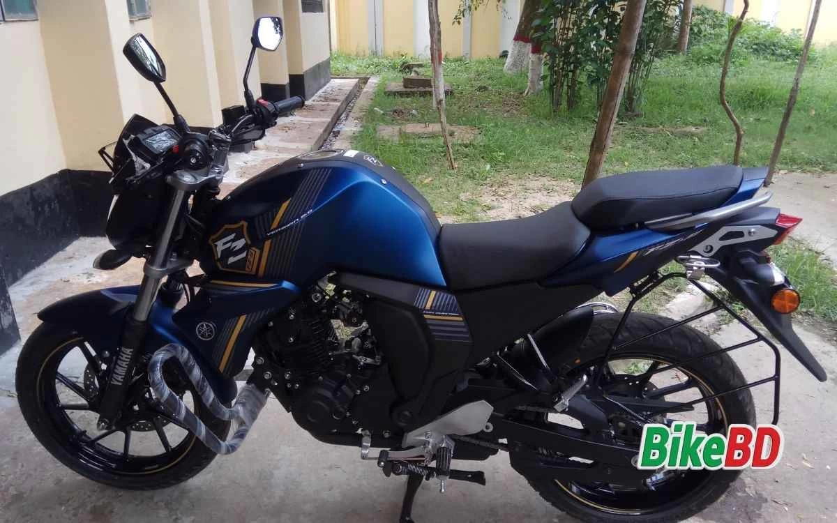 Yamaha FZS FI বাইকটি বাইকবিডির রিভিউ দেখে ক্রয় করি - আদিল