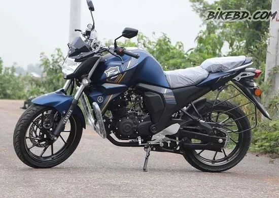 Yamaha FZS সিরিজে চলছে বিশাল ডিসকাউন্ট!