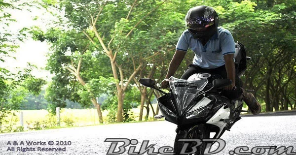 Yamaha YZF R15 V.1 Ownership Review By Piyash GRZ