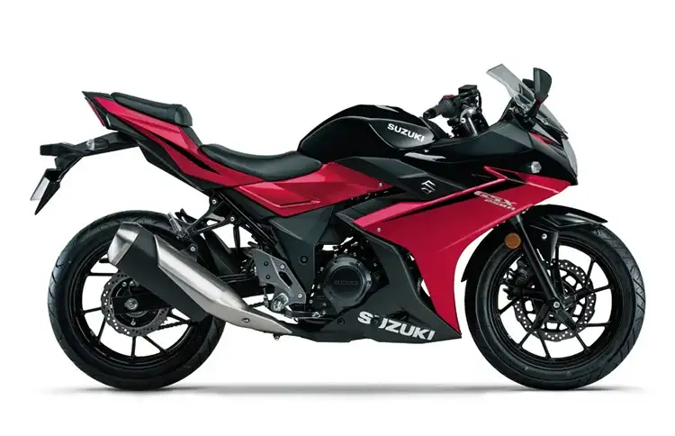 Metallic Diamond Red / Pearl Nebular Black (BKJ)