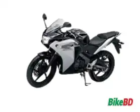 Honda CBR 150R (2013)