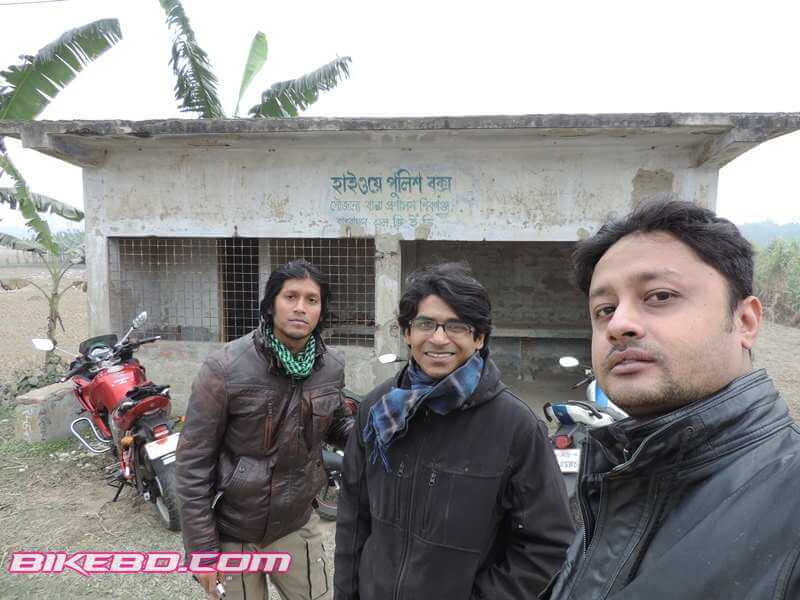 travelers in bangladesh