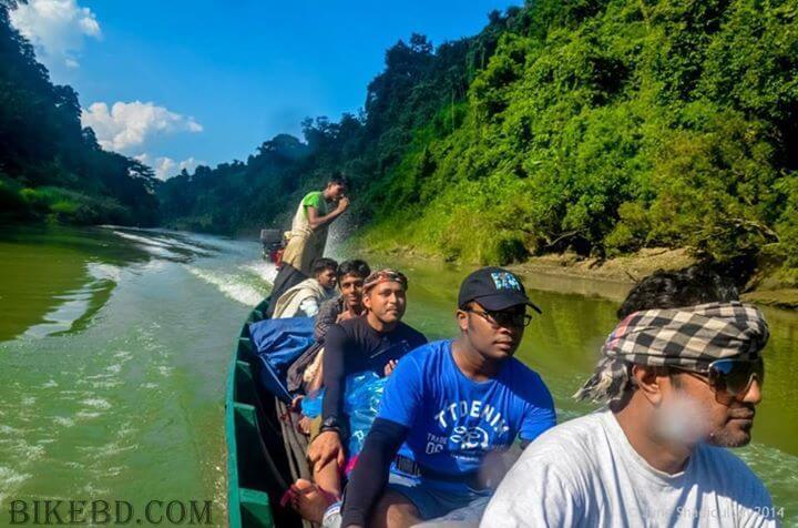 boat ride in bangladesh