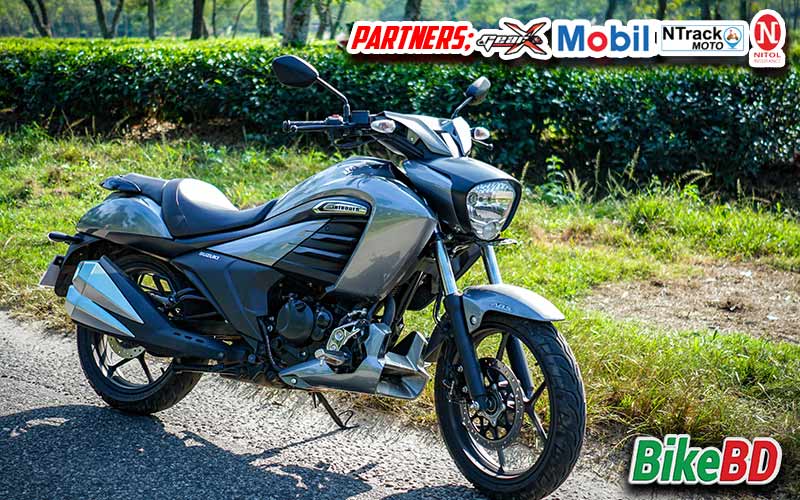 Moto Suzuki Intruder 150